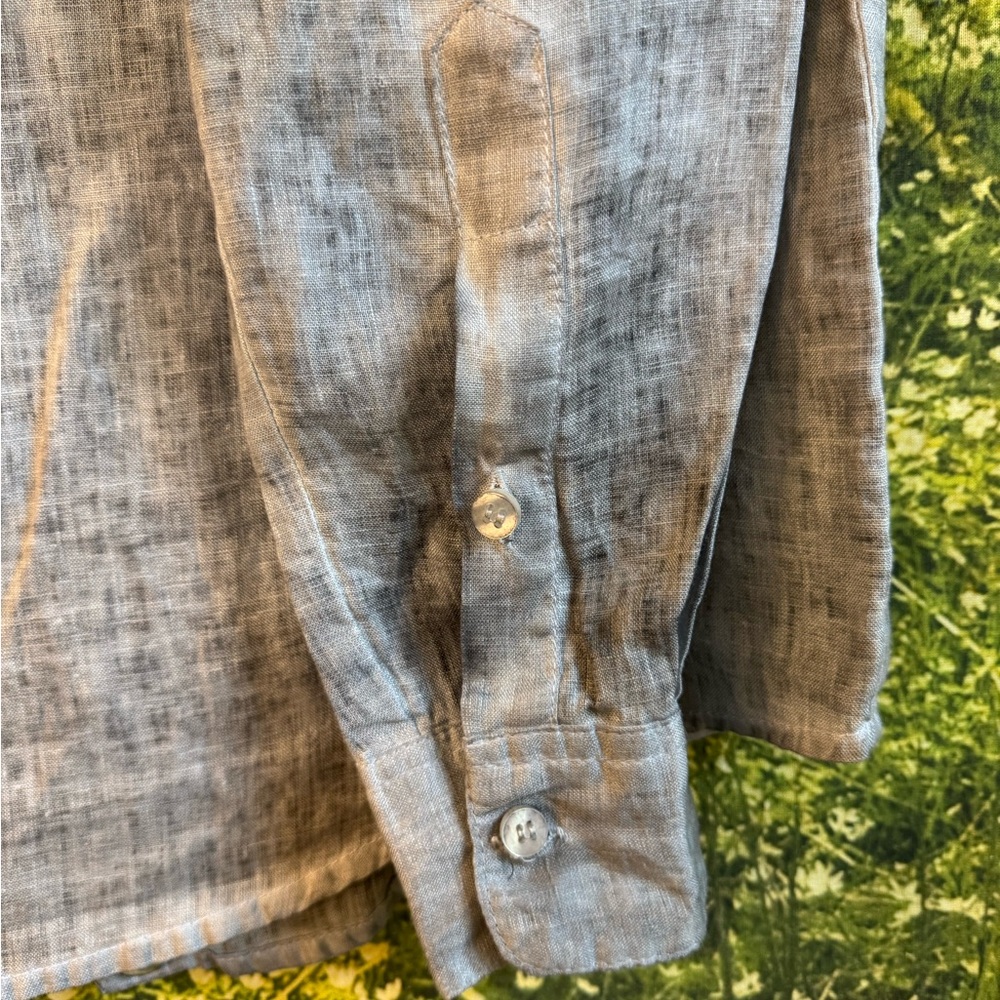 Men's Casual Gray Button Down Shirt - Picture 13 of 13